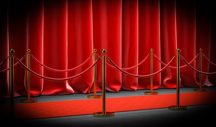 3d image render of a red cap with velvet barriers and cords and curtains. แท็ก template