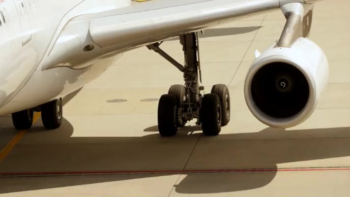 airplane landing Уменьшенное изображение YouTube template