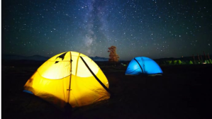 Camp night video flyer template Foto di copertina del canale YouTube