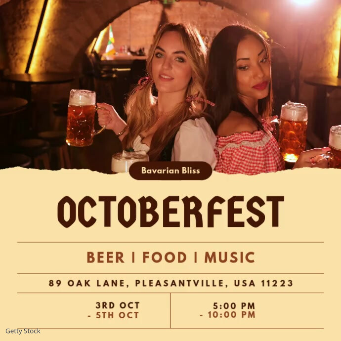 Celebrating oktoberfest square template Instagram 帖子