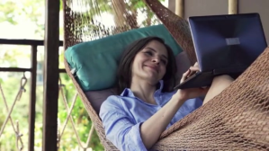 สีน้ำตาล Remote Work Lifestyle Coverfoto til YouTube-kanal Template