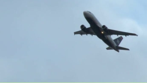 Flight running YouTube Duimnael template