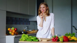 Zielony Healthy Eating YouTube-Miniaturansicht Template