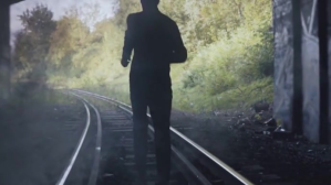 Negro Man runing on railway track Thumbnail sa YouTube Template