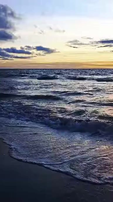 sea beach waves sunset background video Видео в TikTok template