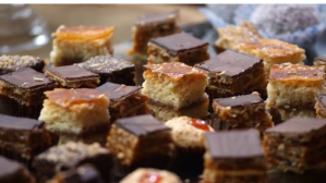 棕色 Dessert Display YouTube-miniature Template
