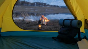 traveller tourist camping in night Уменьшенное изображение YouTube template