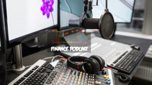 VIDEO FOR PODCAST ON YOUTUBE Twitter-opslag template