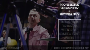 黑色 Videography and Photography Services Digitalt display Template