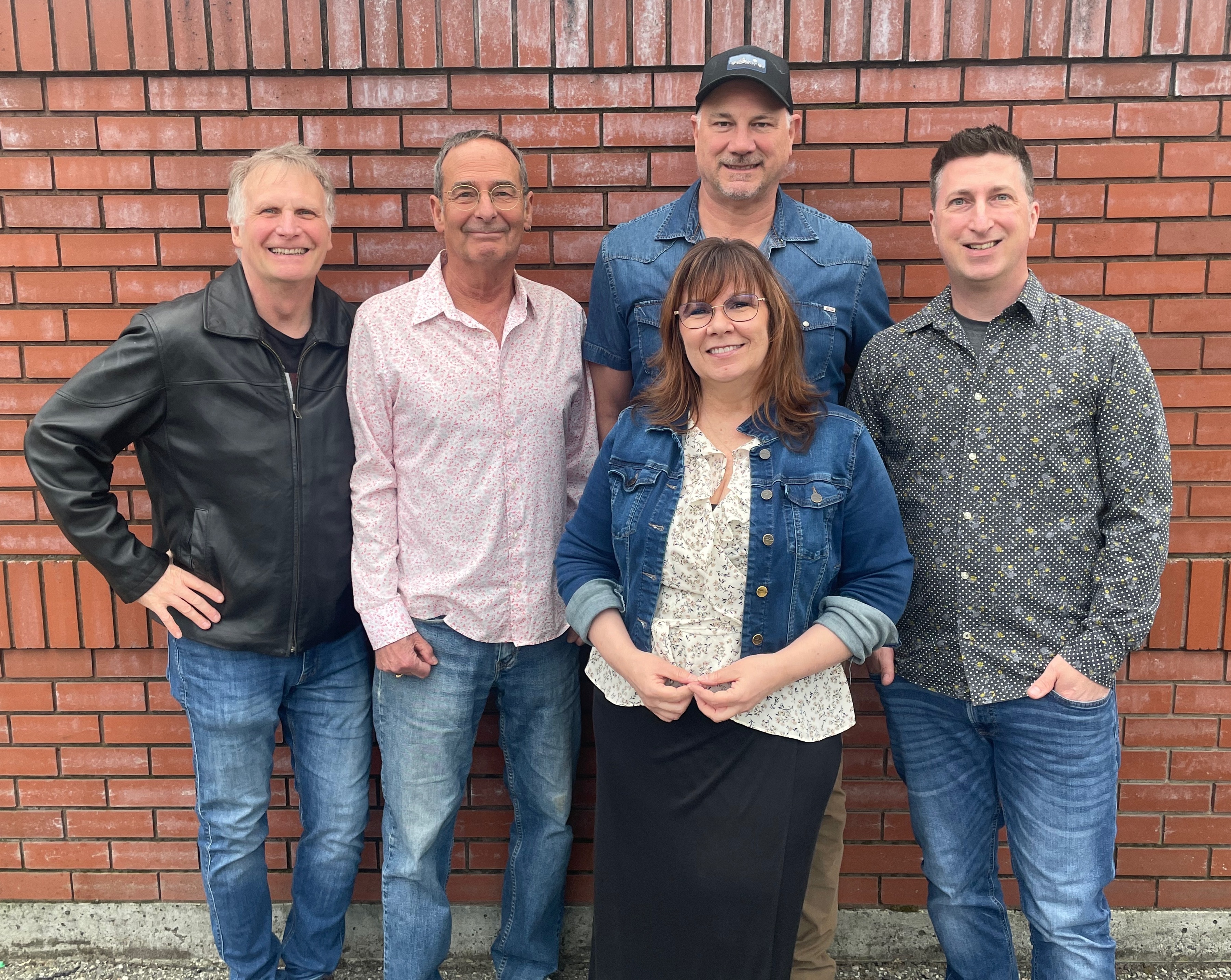 Jennifer Diamond Band at The Arms Pub