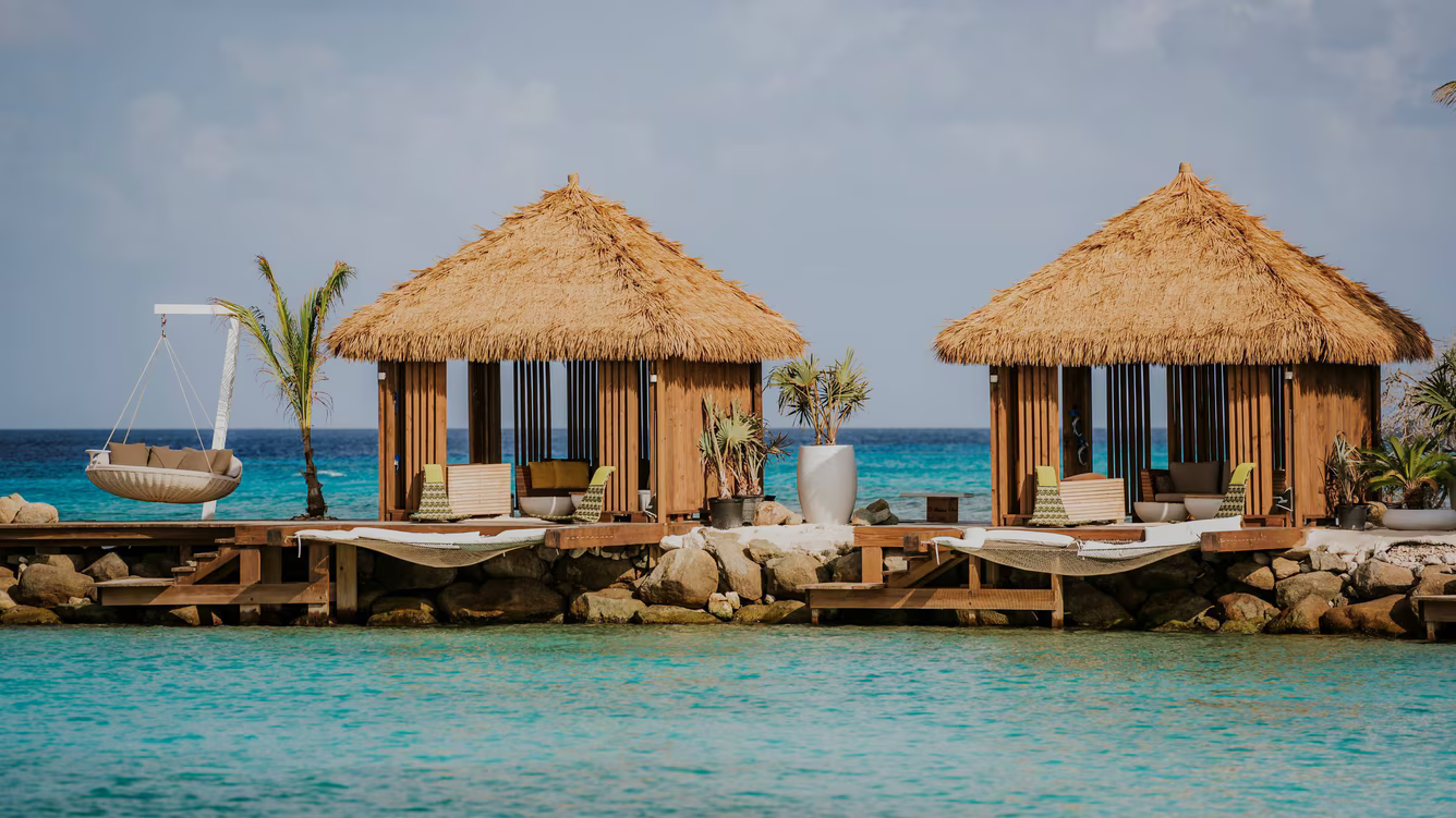 Caribbean Travel Queen's Girls Trip ARUBA 2026!